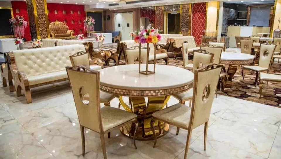 In-House Multi-Cuisine Restaurant